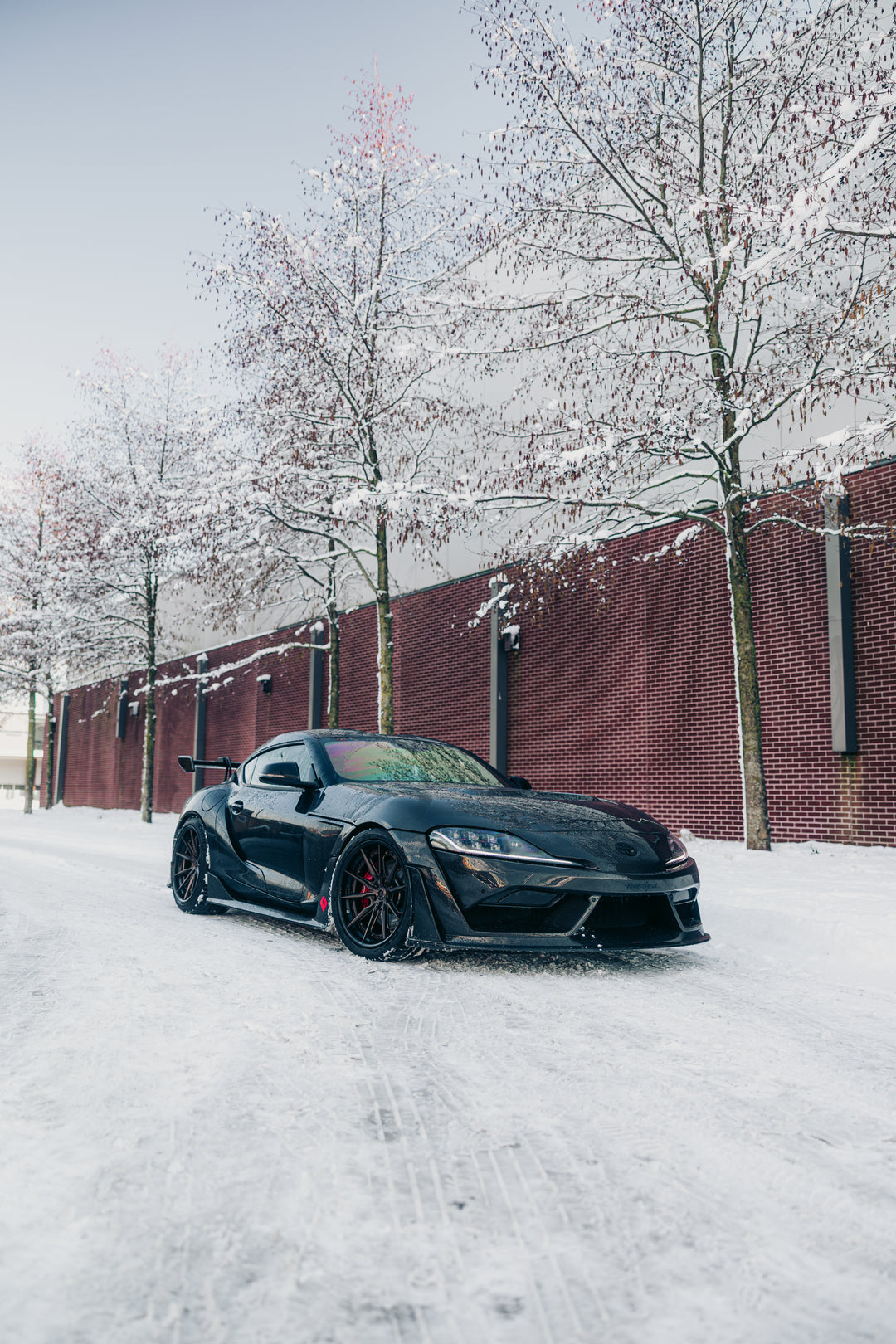 Toyota Supra pre preg carbon fiber fender and sideskirt V2